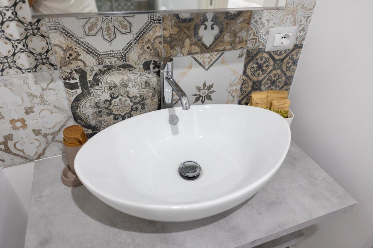 צ'פאלו Aurora House Suite מראה חיצוני תמונה