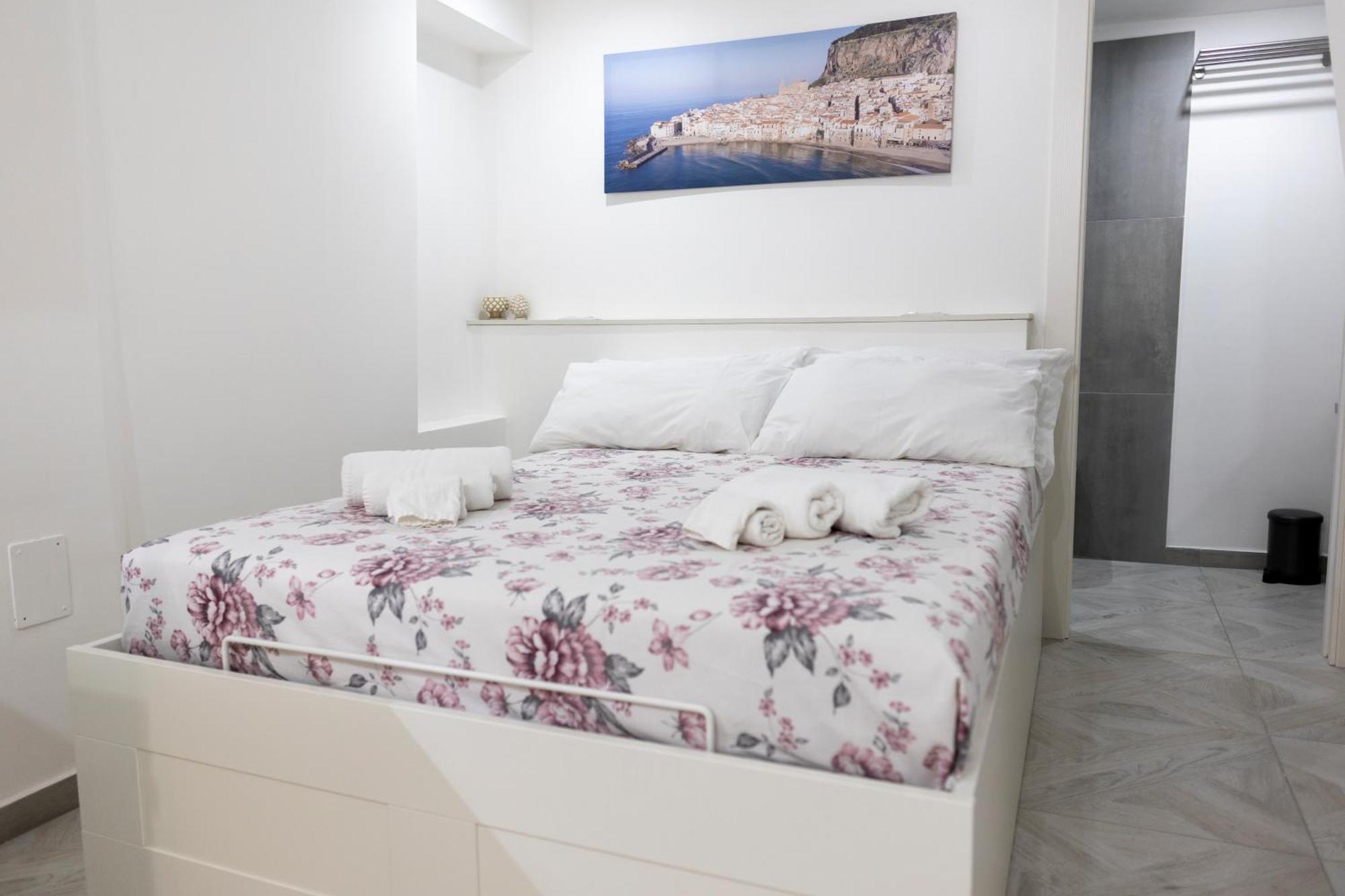 צ'פאלו Aurora House Suite מראה חיצוני תמונה